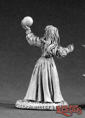 SARAH THE SEERESS HUMAN WIZARD