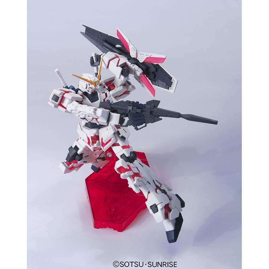 BANDAI HOBBY HGUC: GUNDAM UC: UNICORN GUNDAM (DESTROY MODE) (1:144) (MODEL 100) (GUNPLA MODEL KIT)