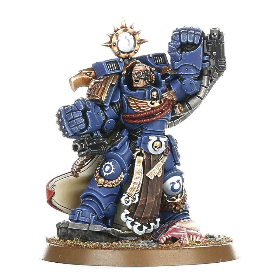 MARNEUS CALGAR WITH VICTRIX HONOUR GUARD