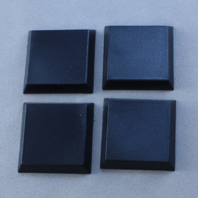 1" SQUARE PLASTIC FLAT TOP BASE (20)